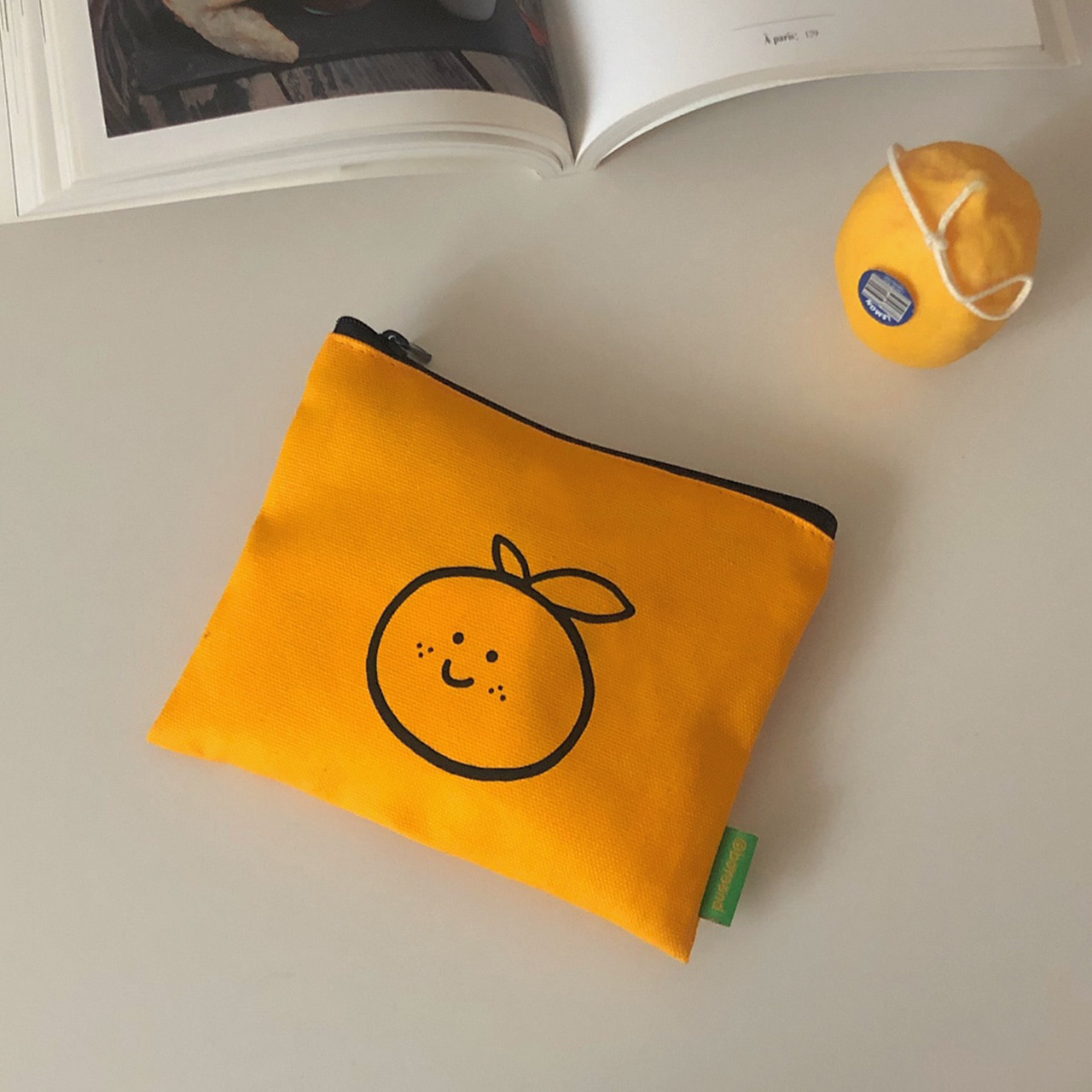 Tangerine pouch (Yellow) (5차 재입고)