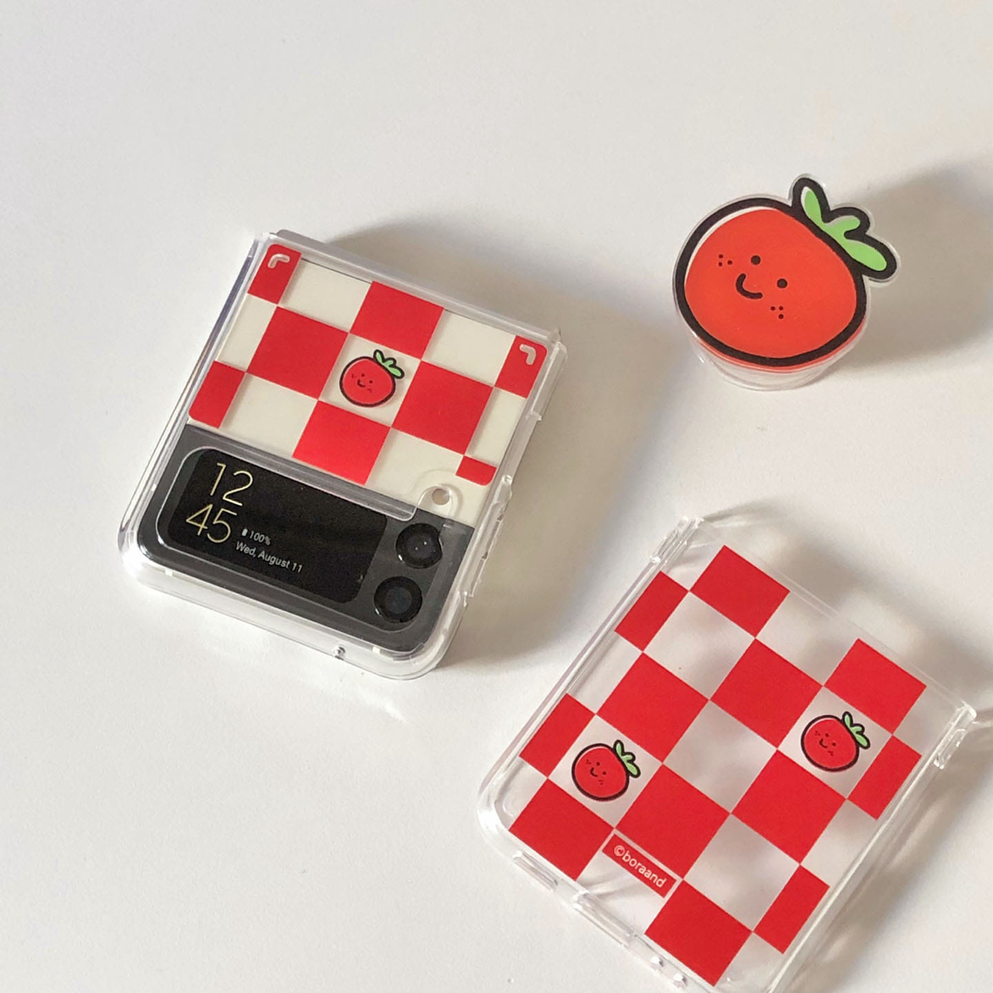 Strawberry checkerboard Z Flip (젤하드)