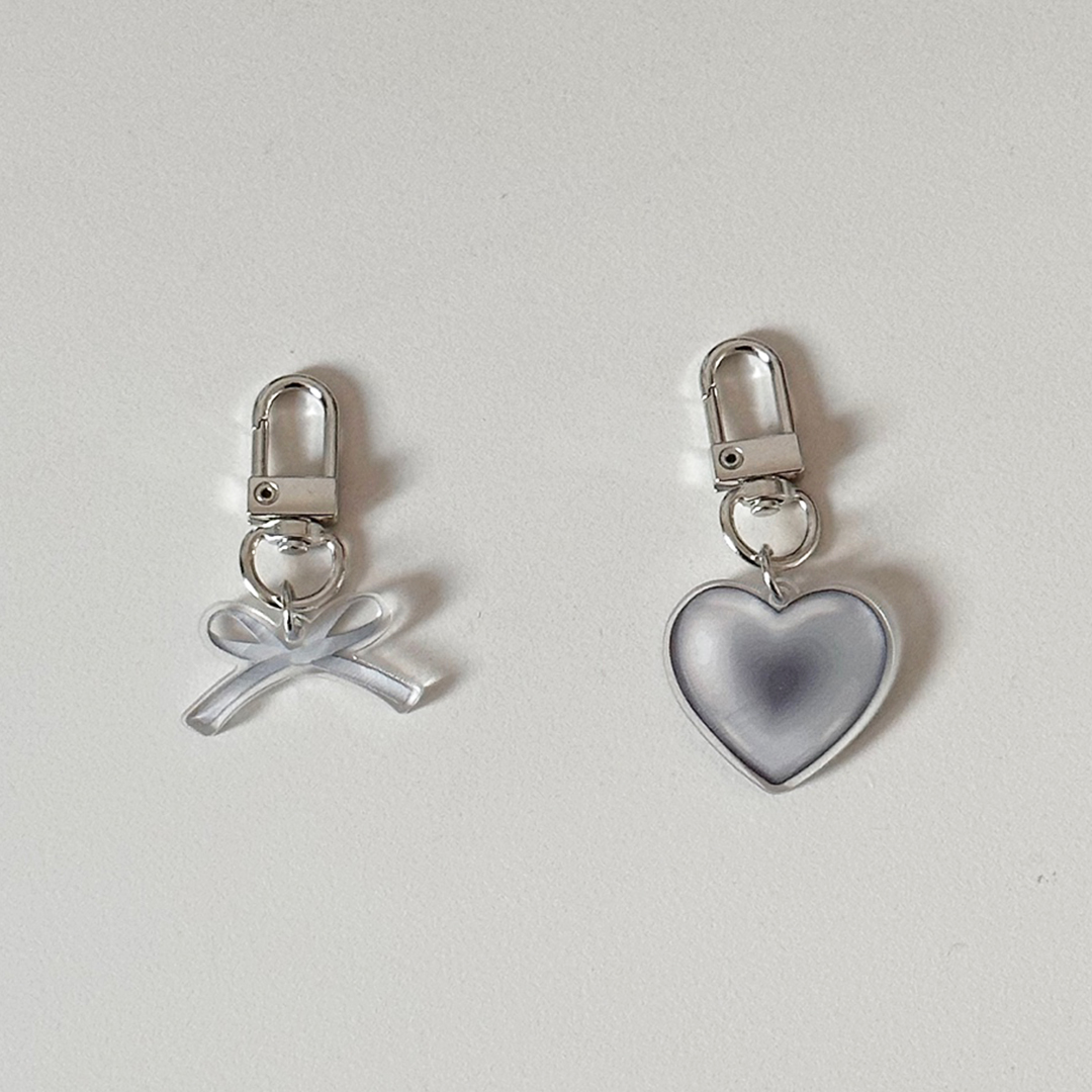 Silver heart ribbon key ring (아크릴)